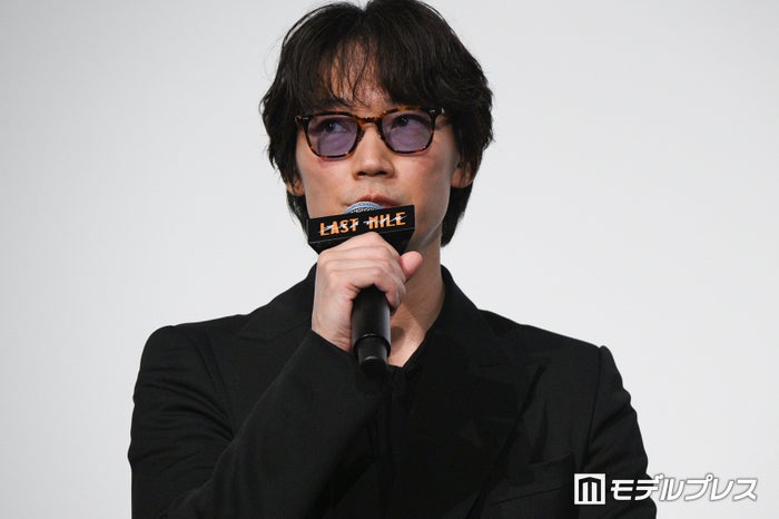 綾野剛「ラストマイル」イベントで「MIU404」伊吹サングラス着用した理由「本当の意味で最後かもなと…」
