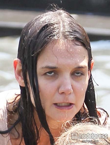 この顔はホラー？x17 online.com / Zeta Image