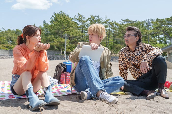 山本舞香、横山裕、生瀬勝久(C)テレビ朝日