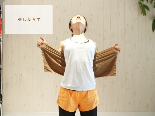 フェイスタオルくびれワーク