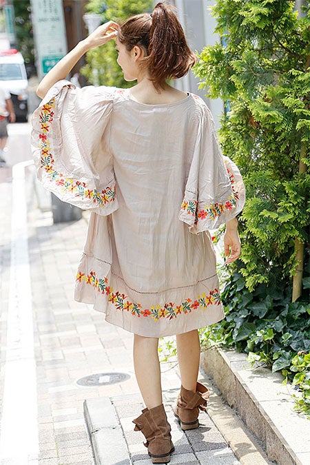 ゆるさが可愛い 70 Sボヘミアン で即こなれファッションに モデルプレス