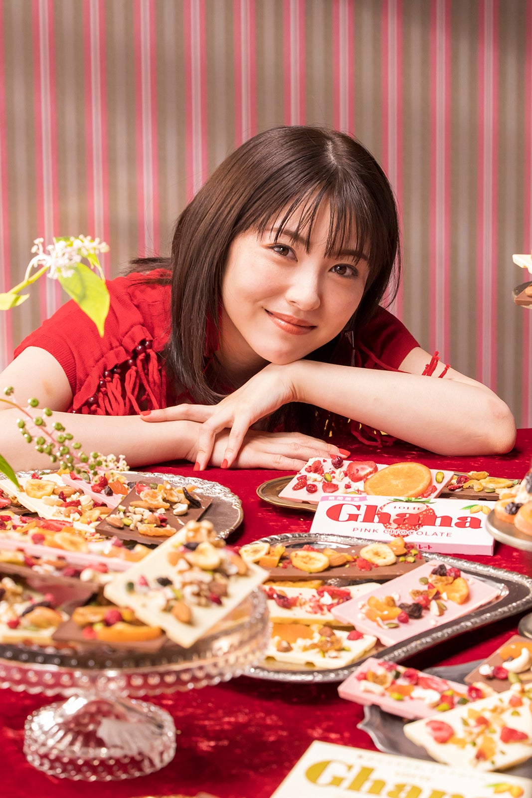 浜辺美波／新WEB動画メイキングより（提供写真）