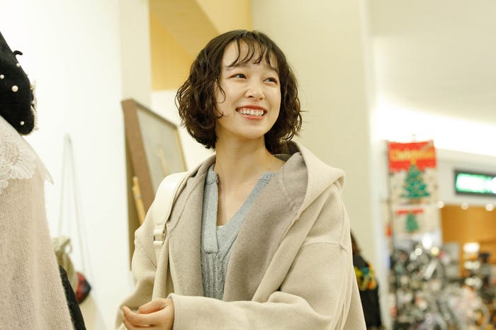 さかたりさ「顔のない患者-救うか、裁くか-」(C)カンテレ