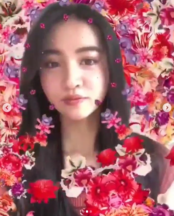 Koki,、華やかな花に囲まれる 姉・Cocomi撮影ショットに「綺麗」と絶賛の声