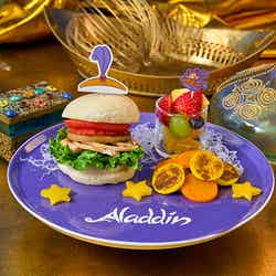 <アラジン>バーガープレート 税込2,090円(C)Disney