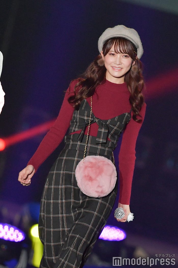 加藤史帆(C)モデルプレス