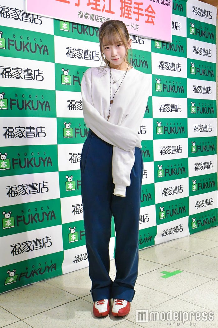 金子理江(C)モデルプレス