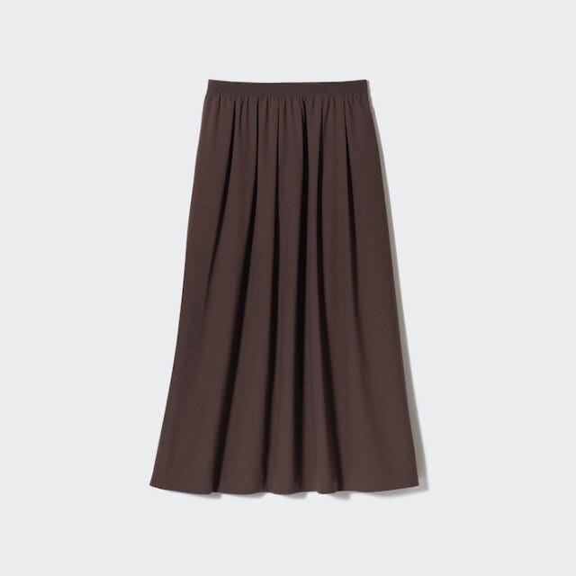 ユニクロ　着やせコーデ　体型別　上半身ぽっちゃり　ボリュームロングスカート