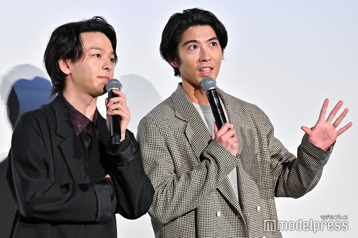中村倫也、賀来賢人(C)モデルプレス