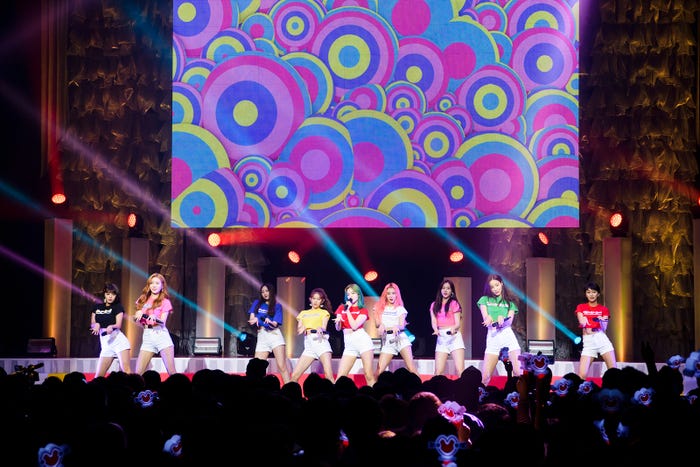 MOMOLAND(写真提供:キングレコード)