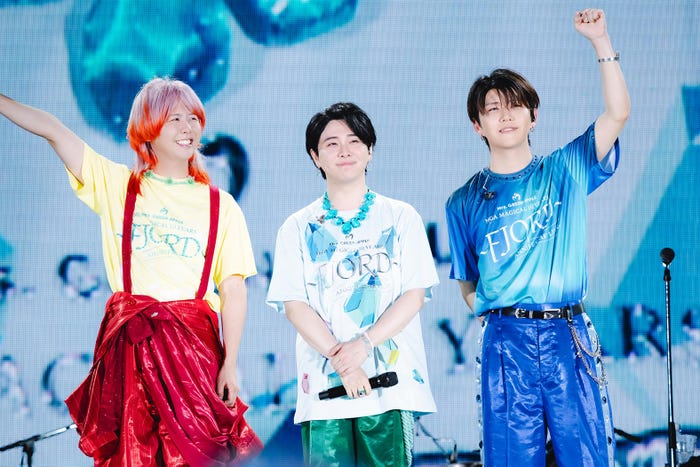 Mrs. GREEN APPLE「MGA MAGICAL 10 YEARS ANNIVERSARY LIVE 〜FJORD(フィヨルド)〜」撮影:田中聖太郎写真事務所(提供写真)