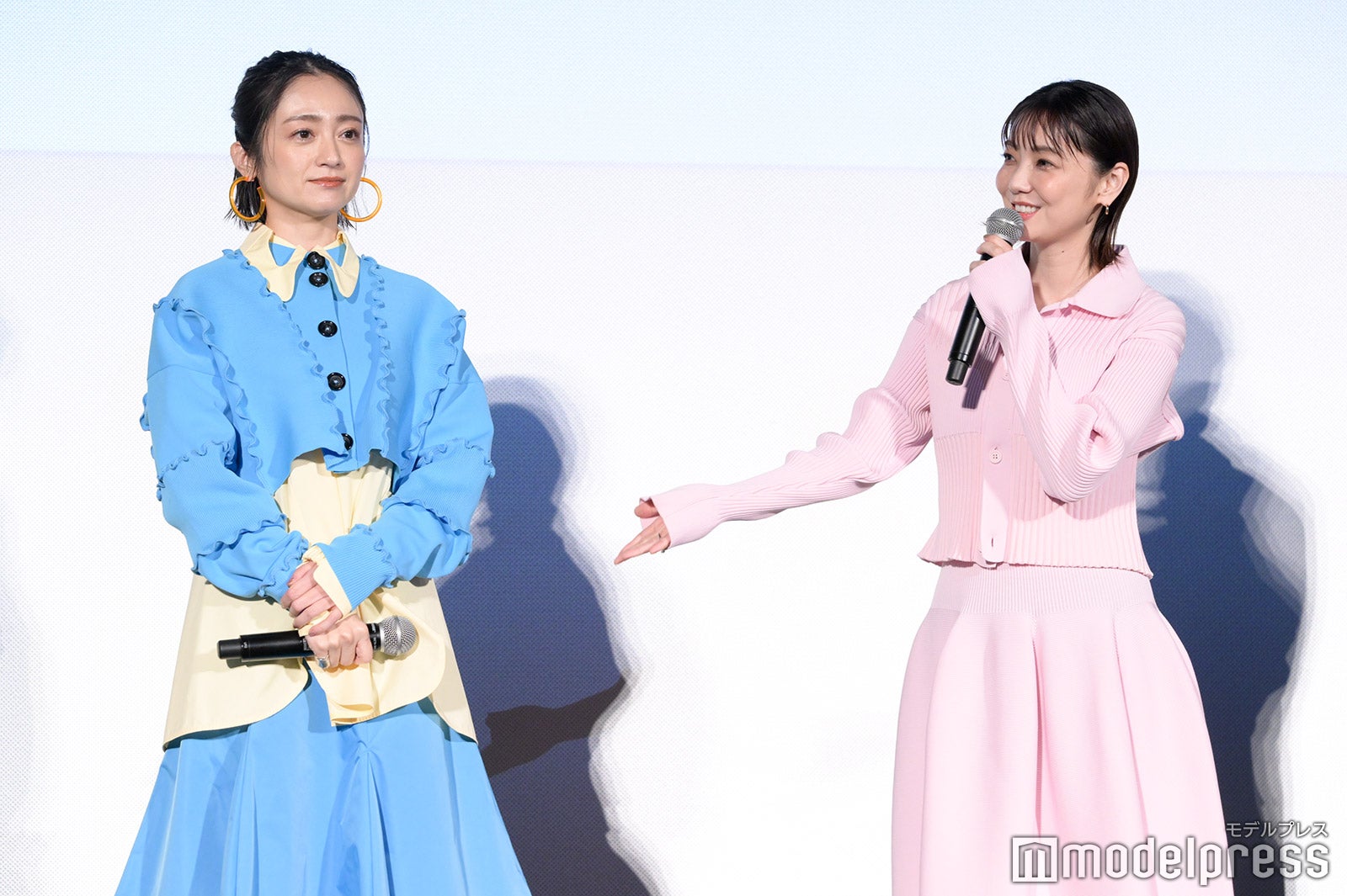 安達祐実、倉科カナ（C）モデルプレス