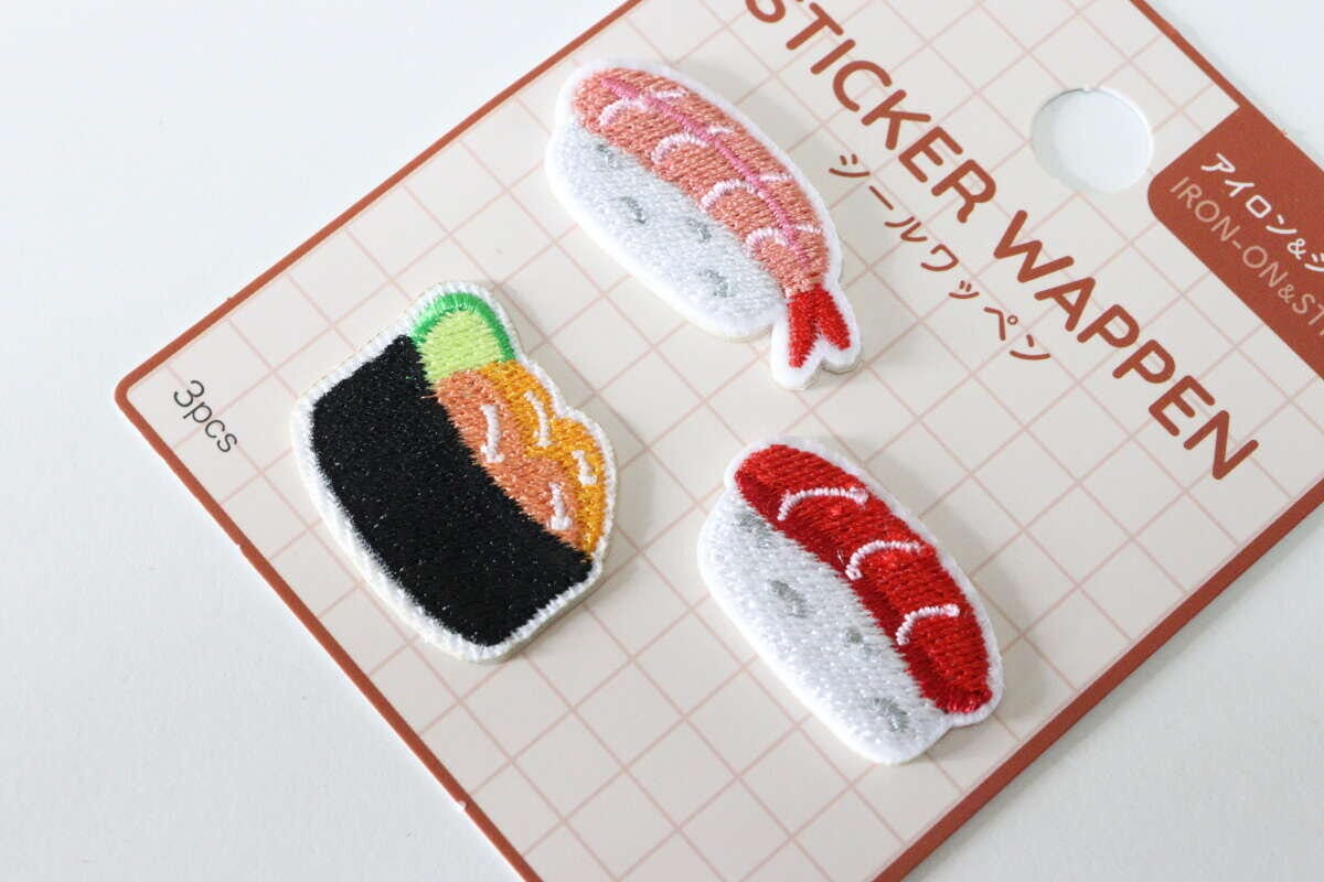 ダイソーのシールワッペン（寿司、3個）　のビジュアル