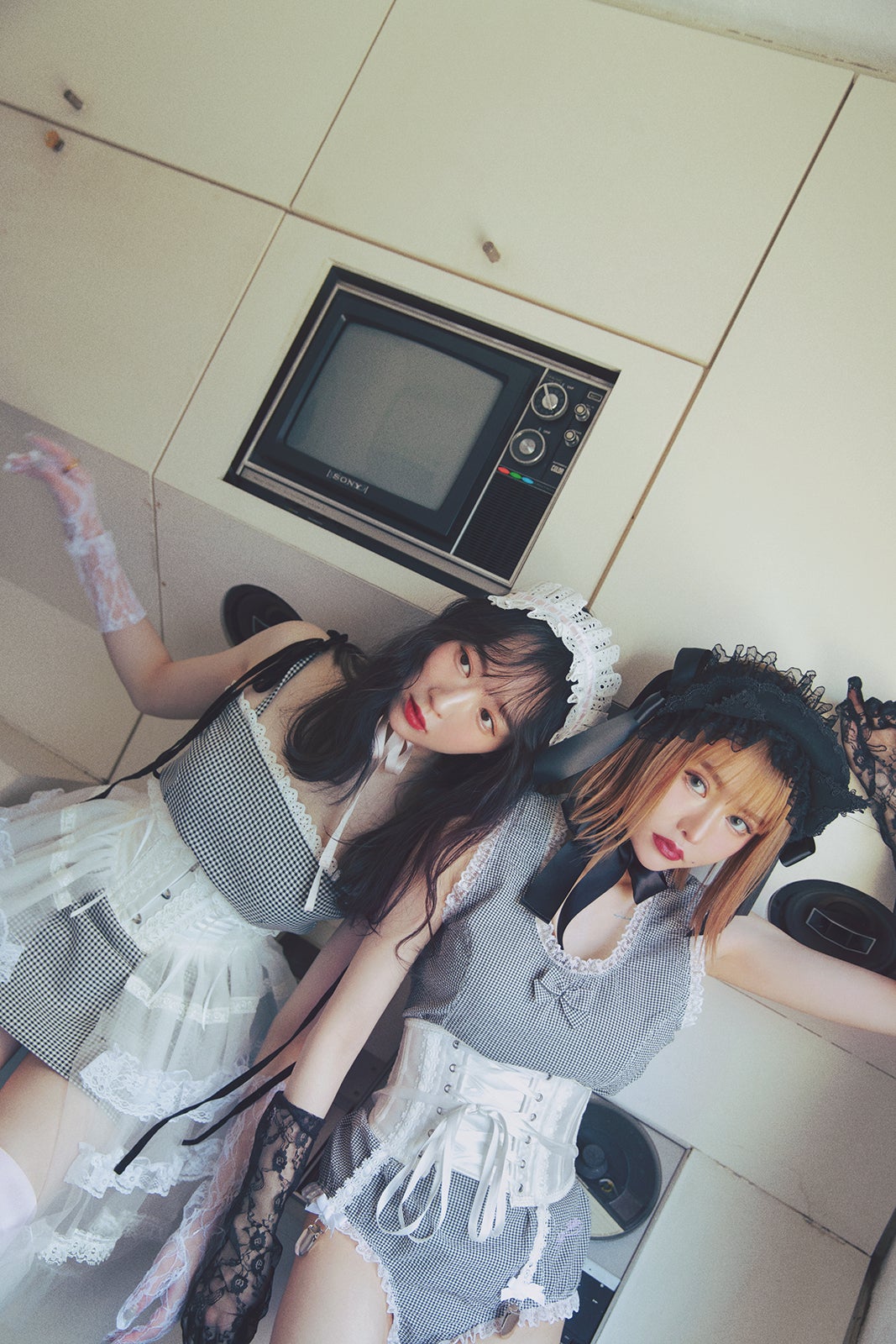 佐藤ノア、かなの「LARME」048 Springより（提供写真）