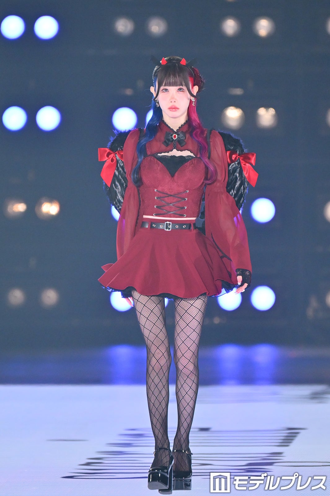（C）モデルプレス
