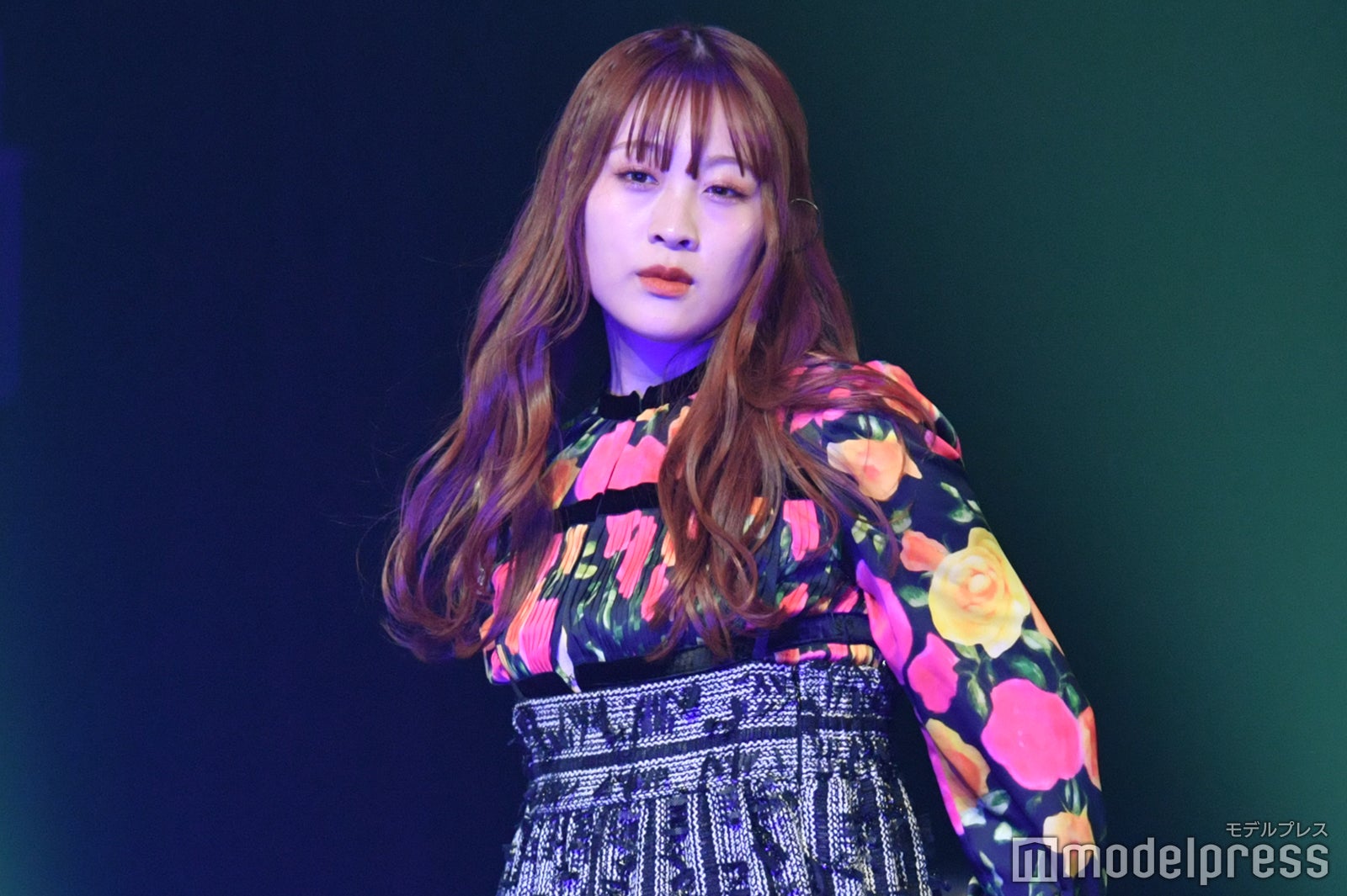 lol（C）モデルプレス