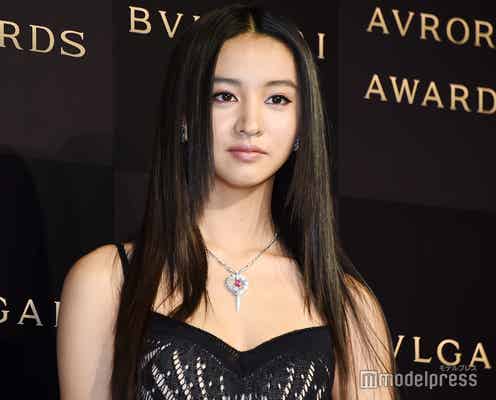 Koki,、前髪ぱっつん&姫カット姿のオフショット公開