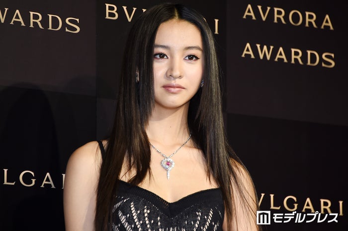 Koki,、美ウエストのぞく私服姿披露「かっこいい」「憧れ」の声