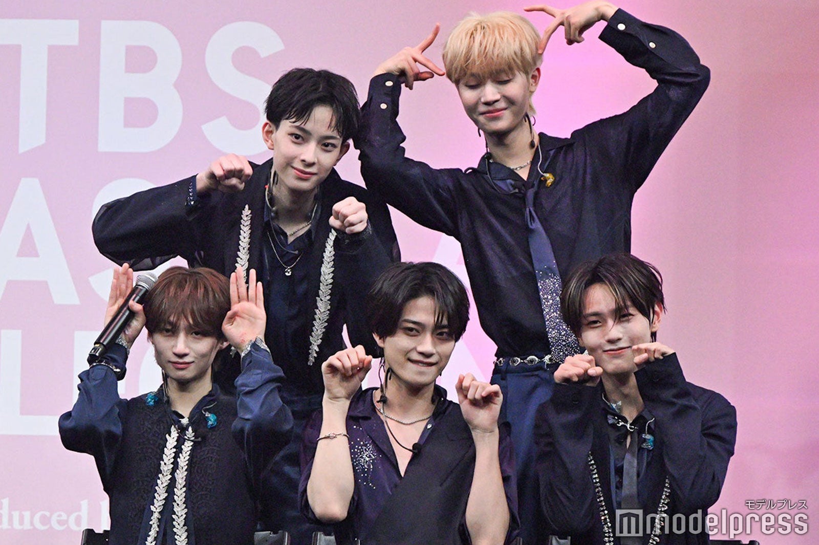 「DREAM STAGE」発・TORINNER、岩瀬洋志ら5人が生パフォーマンス「胸キュン」企画では歓声止まず【TBS AKASAKA COLLECTION】