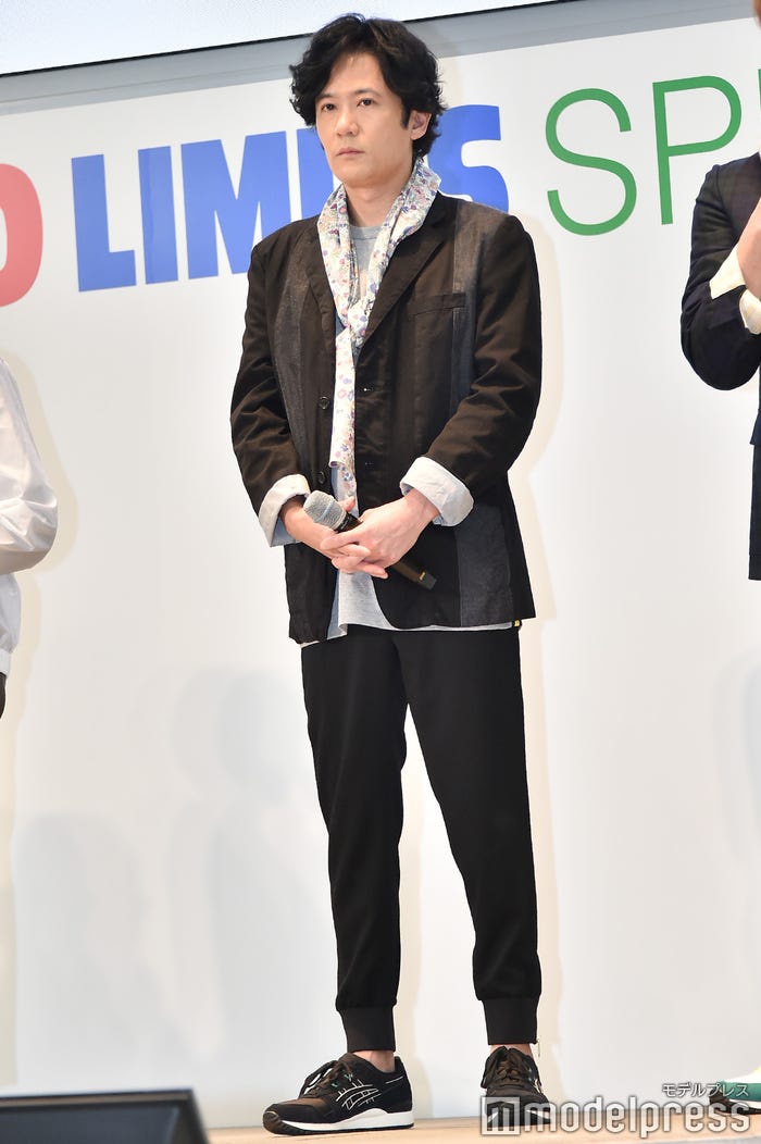 稲垣吾郎(C)モデルプレス