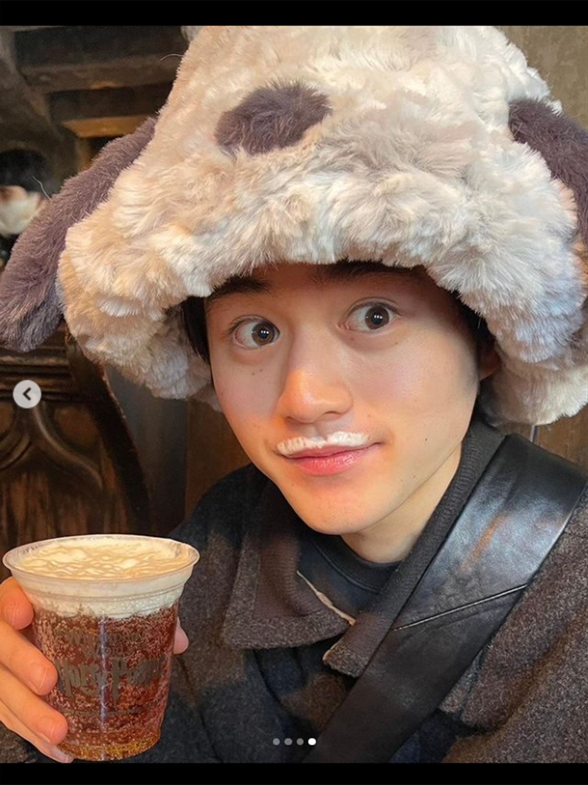 鈴鹿央士、USJ満喫「おひげが可愛い」「遭遇したい」と反響