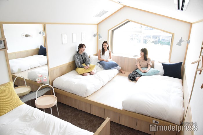 仲良し3人組で泊まりたい フォトジェニックなカフェ ホステル Cafetel カフェテル 京都三条 For Ladies 体験レポ 女子旅プレス 仲良し3人組で泊まりたい フォトジェニックなカフェ ホステル Cafetel カフェテル 京都三条 For Ladies 体験レポ 女子旅プレス