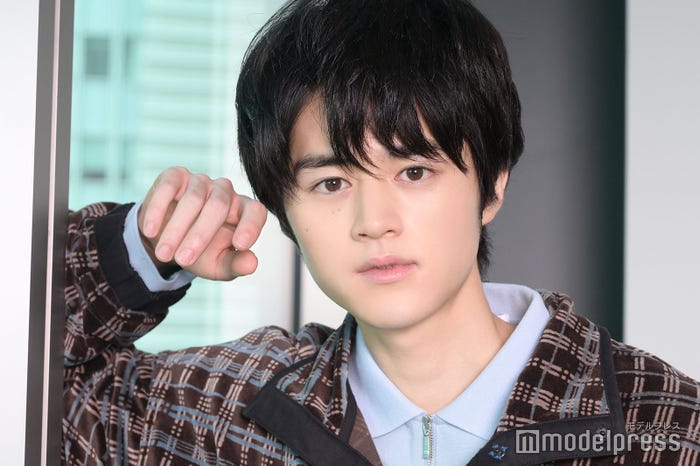 鈴鹿央士(C)モデルプレス