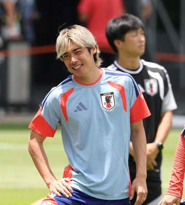 「結婚してたの？！」「奥さんが世界で一番羨ましい」W杯日本代表 TV生出演の返答にSNS反響「結婚してるの今知ったw」「奥さんへの感謝出てた」
