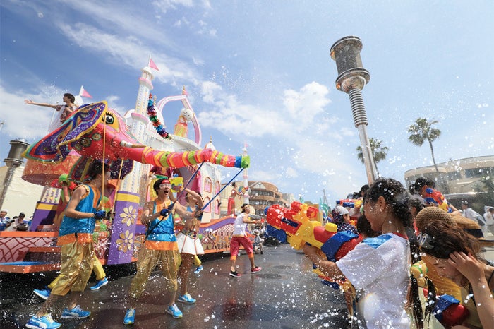ウォーター・サプライズ・パレード／画像提供：ユー・エス・ジェイ