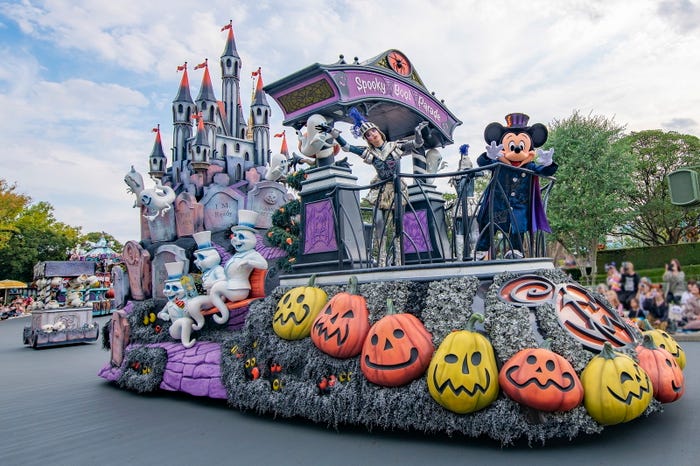 東京ディズニーランド「ディズニー・ハロウィーン」(C)Disney