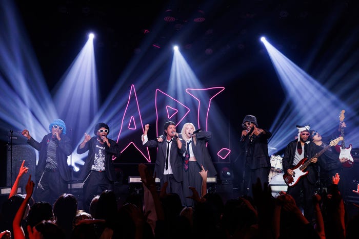 ブルーノ・マーズ、ROSE(C)CJ ENM