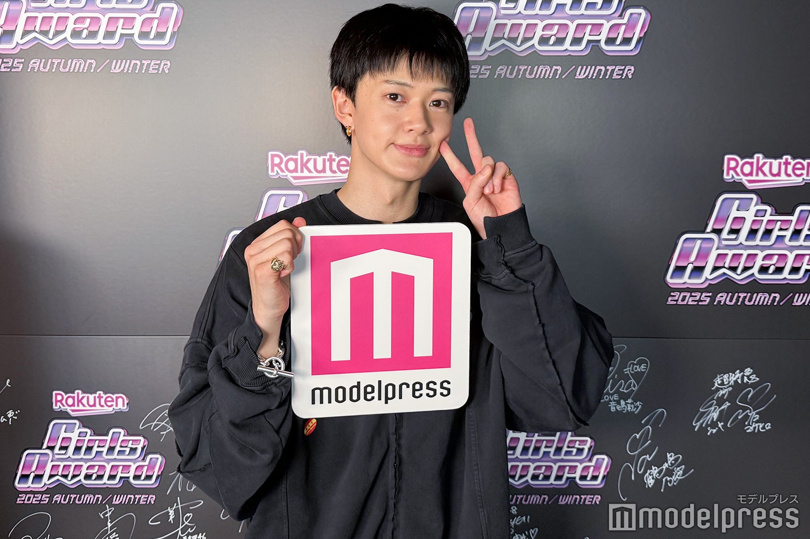 モデルプレスのインタビューに応じた小川史記（C）モデルプレス