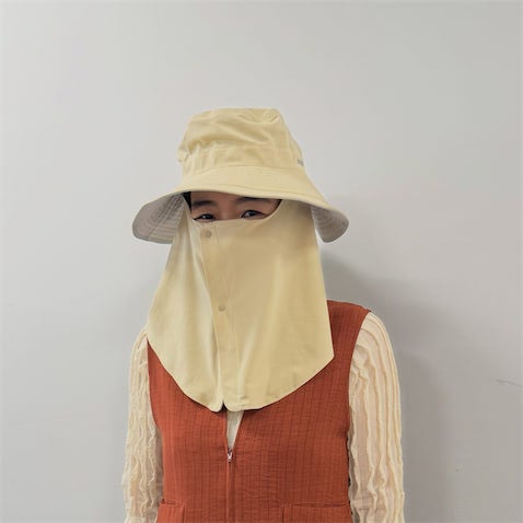 不審者すぎる？横澤夏子、“フル装備”の日焼け対策姿にツッコミ「怪しすぎて声がかけられません」