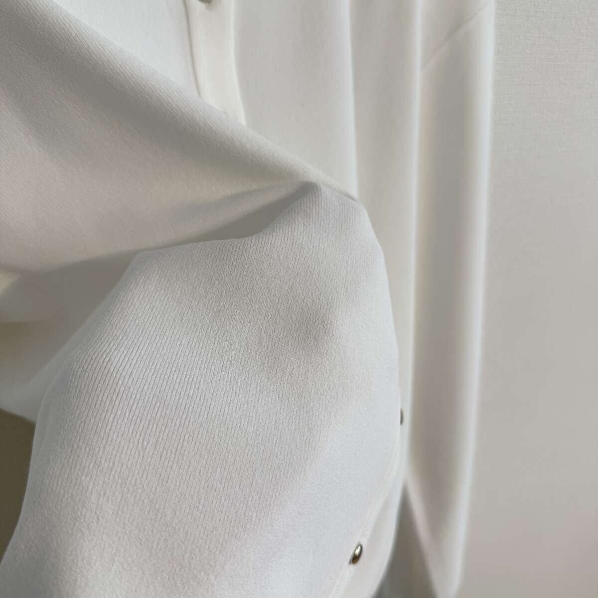 PLST　UVカットレーヨンブレンドメタルボタンカーディガンの生地感