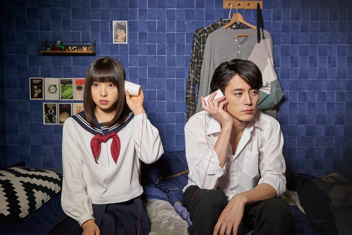 桜井日奈子、間宮祥太朗(C)2019映画『殺さない彼と死なない彼女』製作委員会