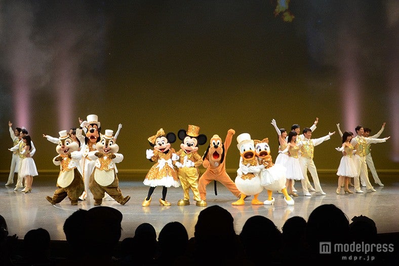 式典にて行われたオリジナルショー