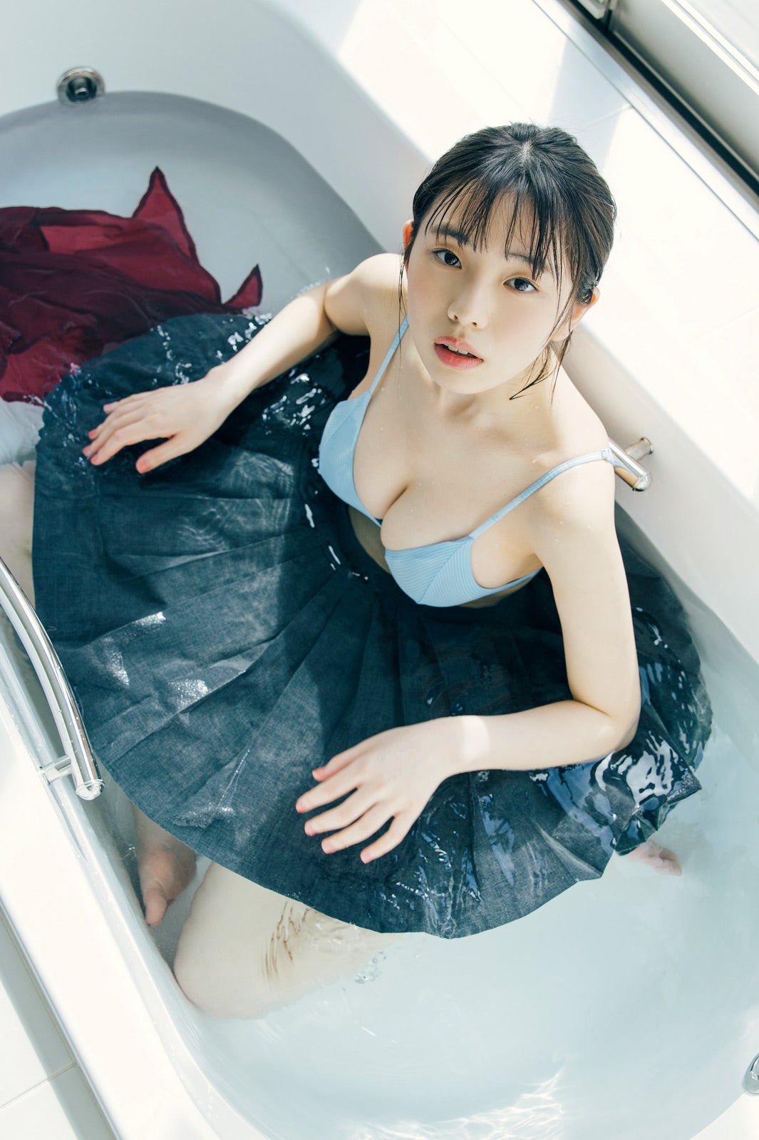 中井りか　 ヌード アイコラ (画像21/26) NGT48新キャプテン藤崎未夢、タンクトップ姿で胸元チラリ スラリ美脚も披露 - モデルプレス