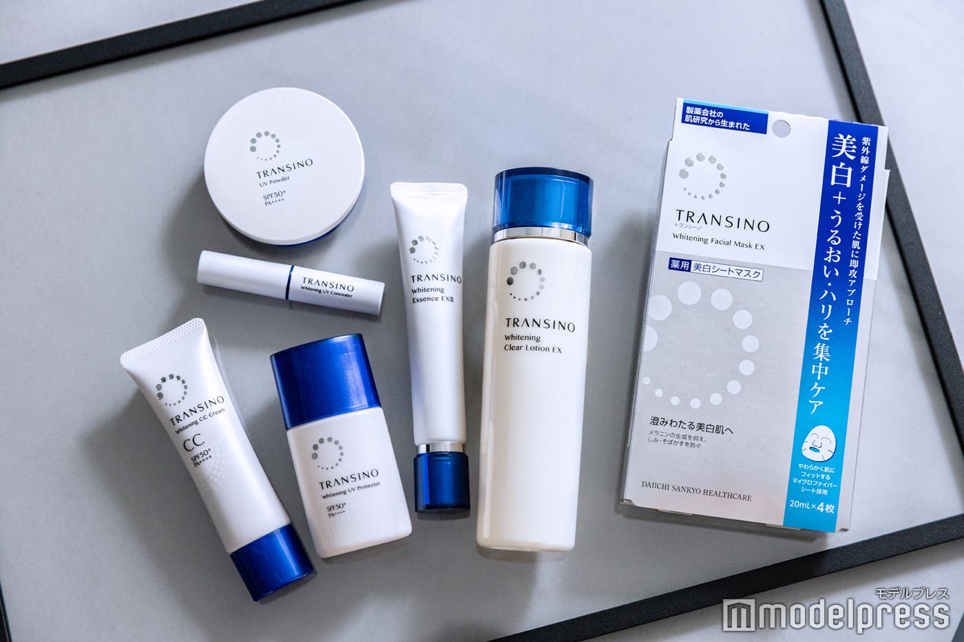 (C)モデルプレス