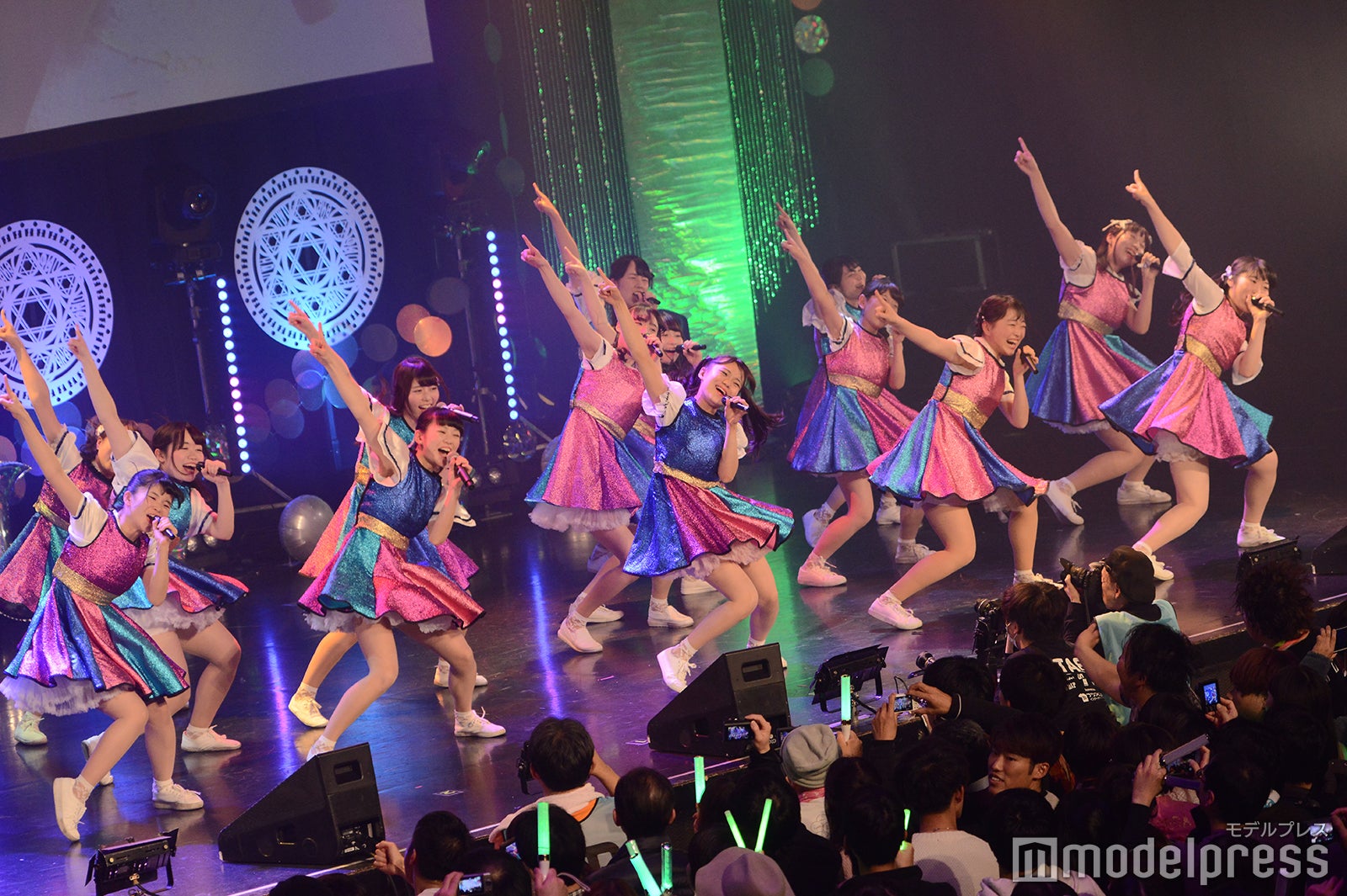 Equ=a「UNIDOL（ユニドル）2018-19 Winter」 （C）モデルプレス