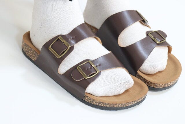 フットベッドサンダル（G）　着用