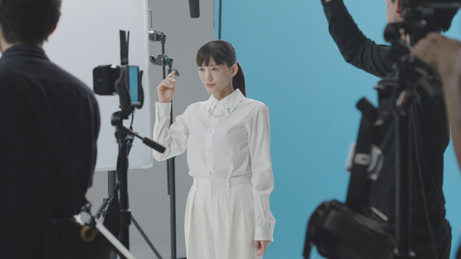 綾瀬はるかベンザブロック プレミアムDX」シリーズ新TVCM（提供写真）