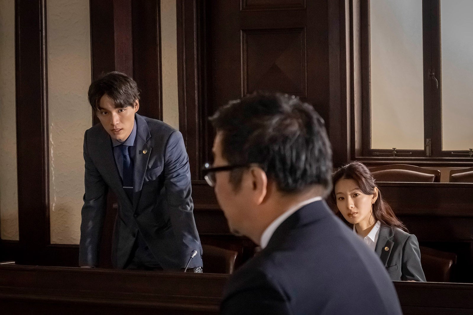 福士蒼汰、玄理「弁護士ソドム」第5話より（C）テレビ東京