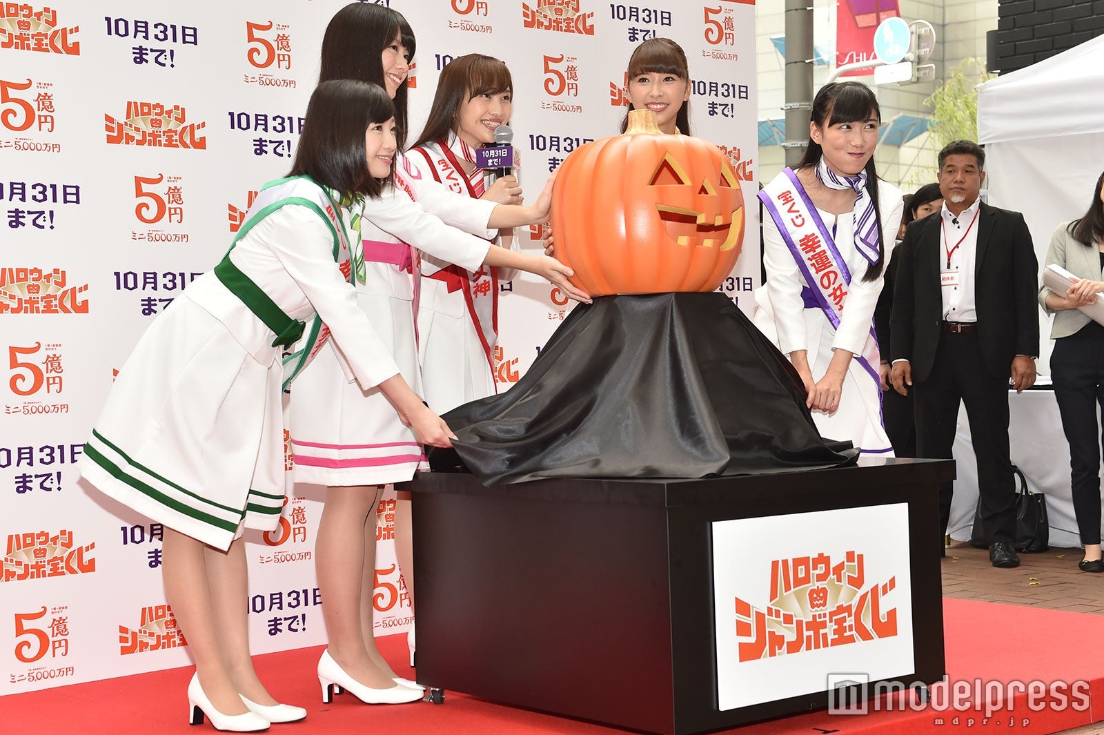 有安杏果、佐々木彩夏、百田夏菜子、玉井詩織、高城れに （C）モデルプレス