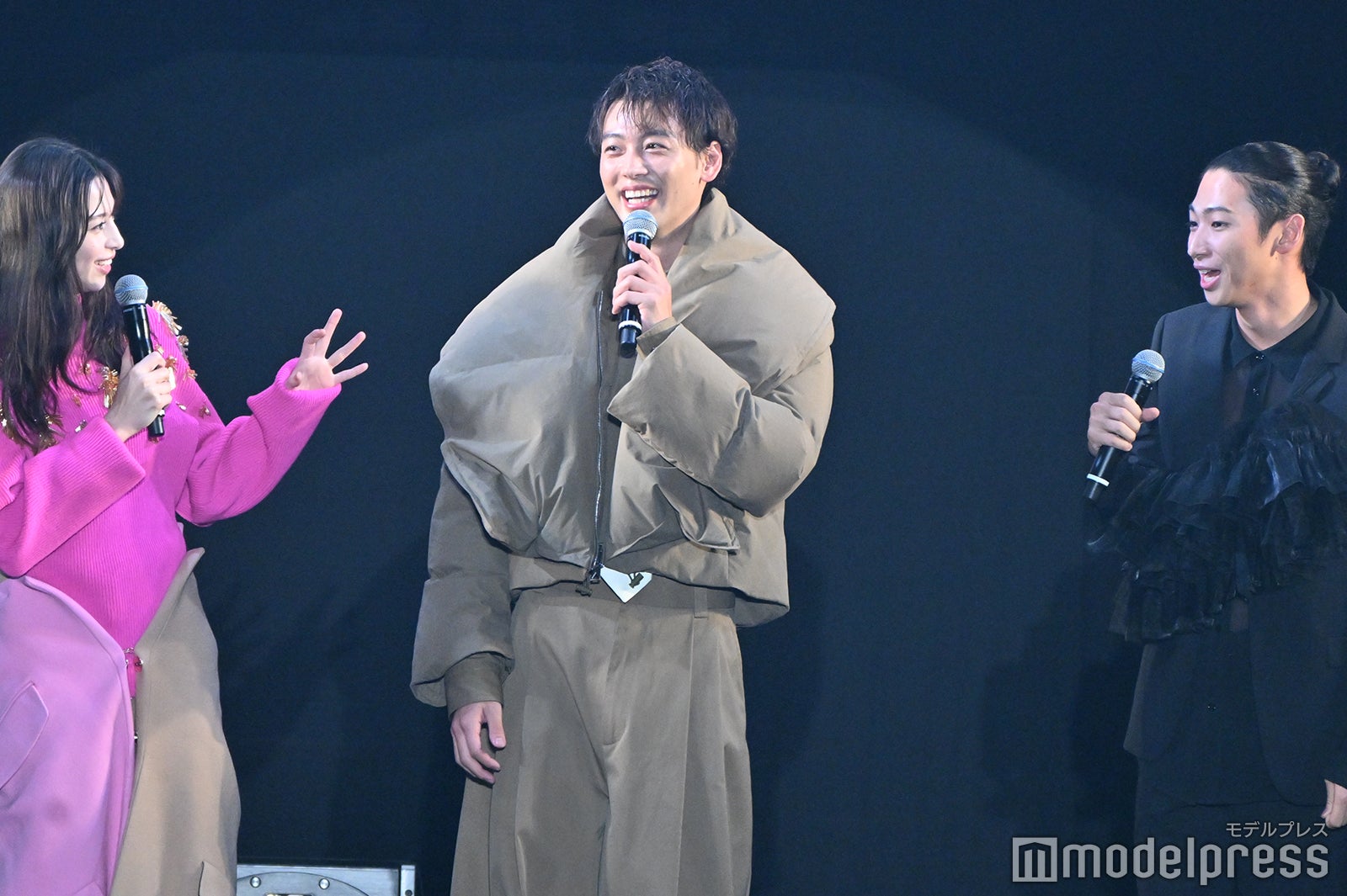 中条あやみ、竹内涼真、橘優輝（C）モデルプレス