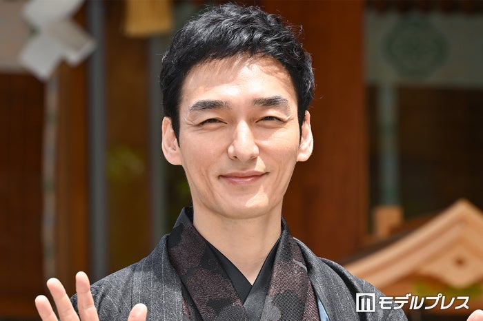 草なぎ剛、主演作「碁盤斬り」ヒット祈願で欲張る？祈祷中に「下心が出たような気もしました」【碁盤斬り】
