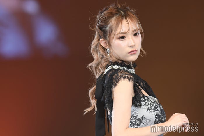 聖菜(C)モデルプレス