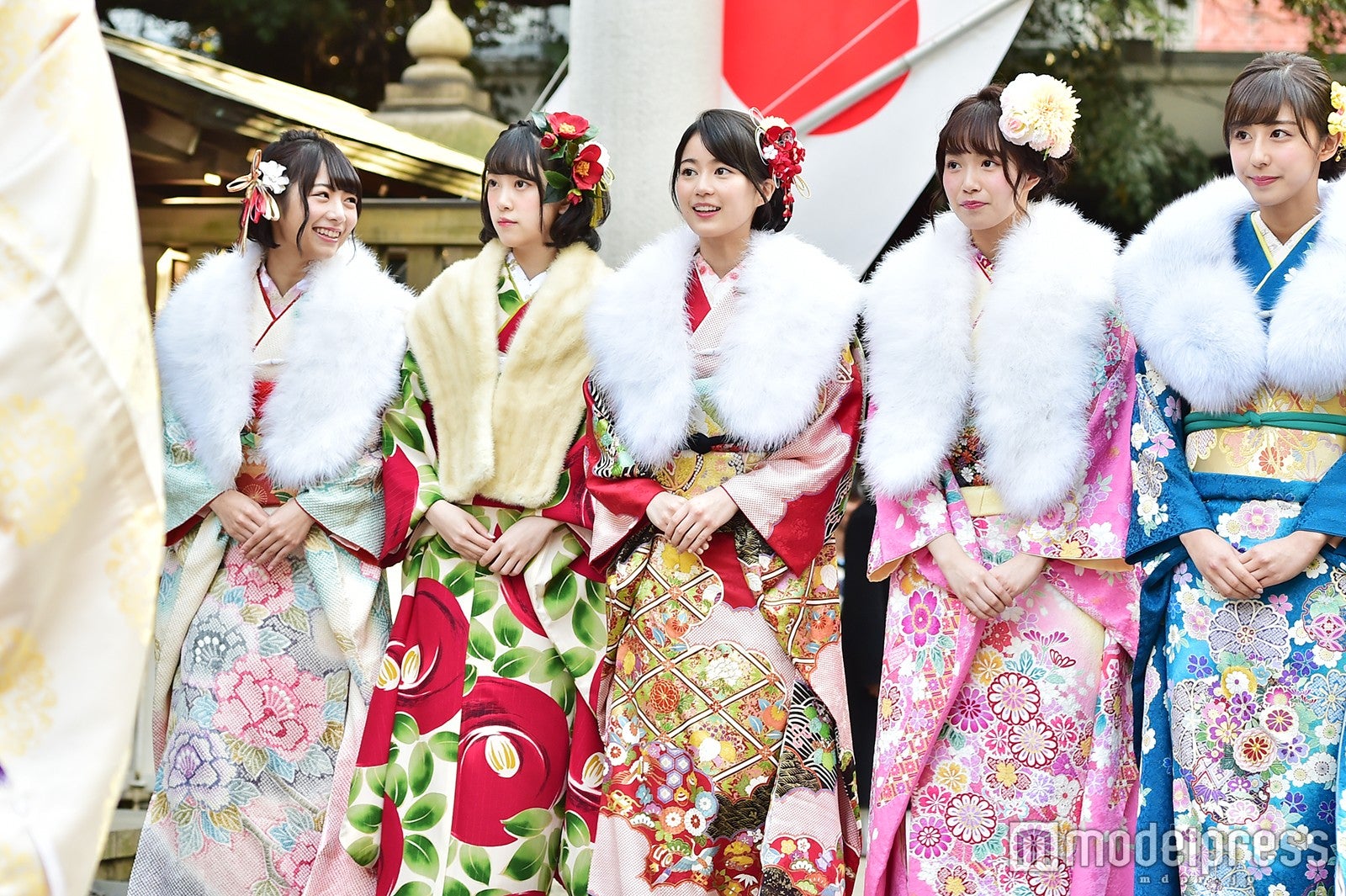 左から：北野日奈子、堀未央奈、生田絵梨花、中元日芽香、斎藤ちはる（C）モデルプレス