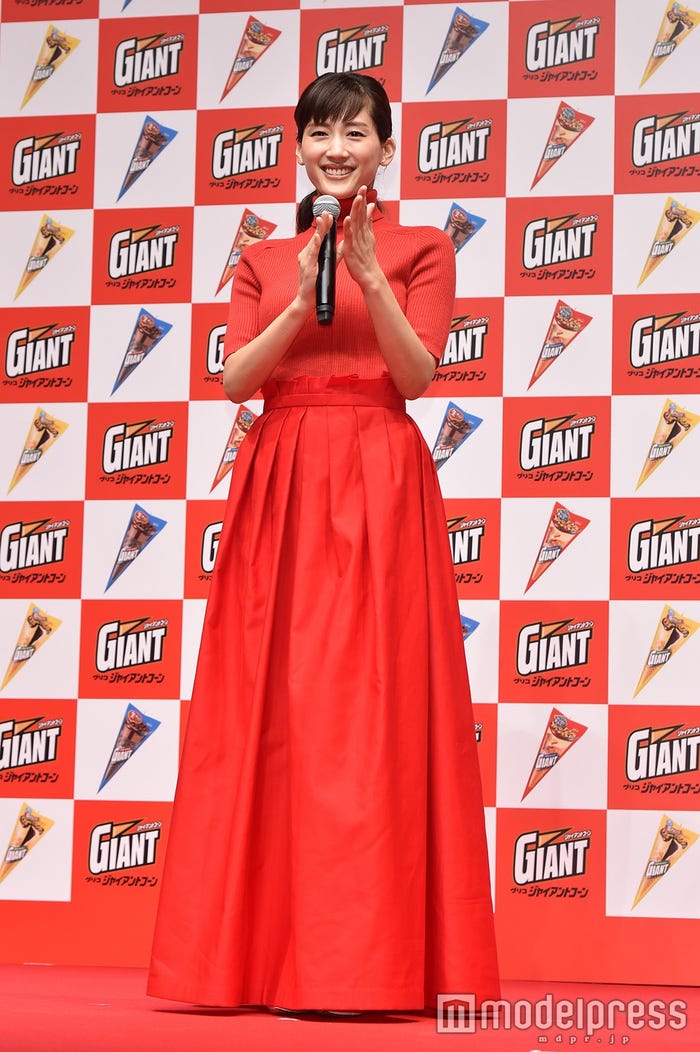 綾瀬はるか(C)モデルプレス