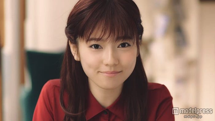 新CM「バイトAKB ぱるる選抜募集告知篇」より/CMカット