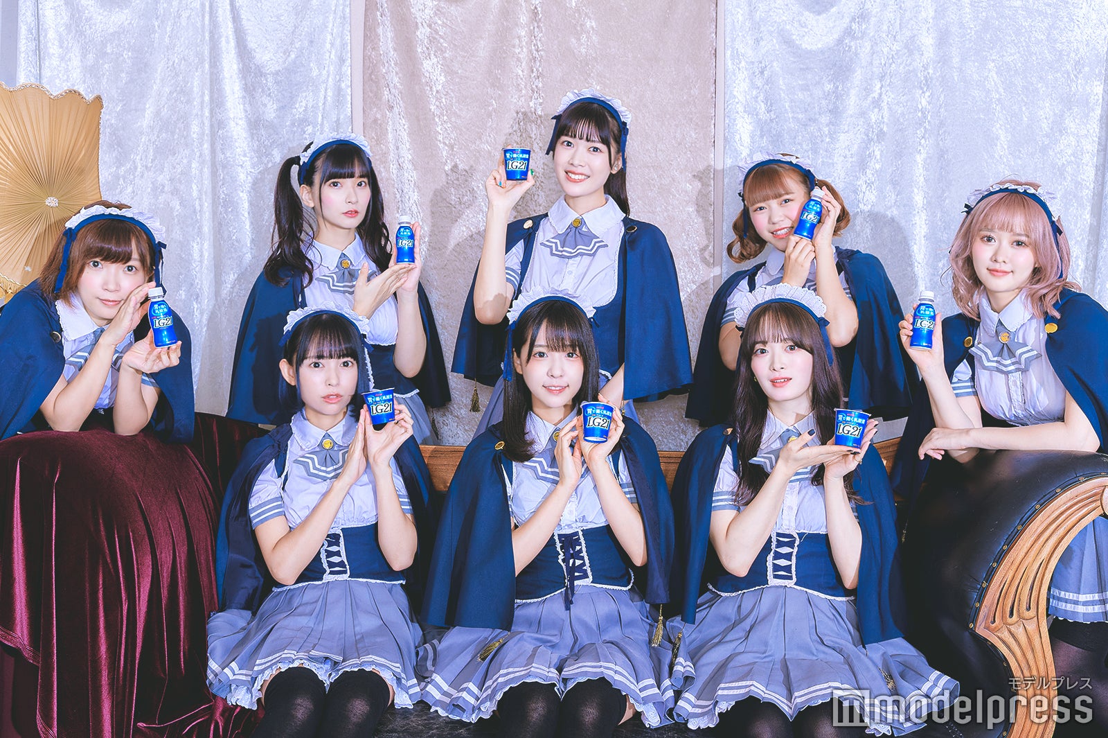 （左から時計回りに）夏目ベール、東城アミナ、渚カオリ、桜田アンナ、雨森セラ、優希クロエ、葉山カナ、寺坂ユミ （C）モデルプレス